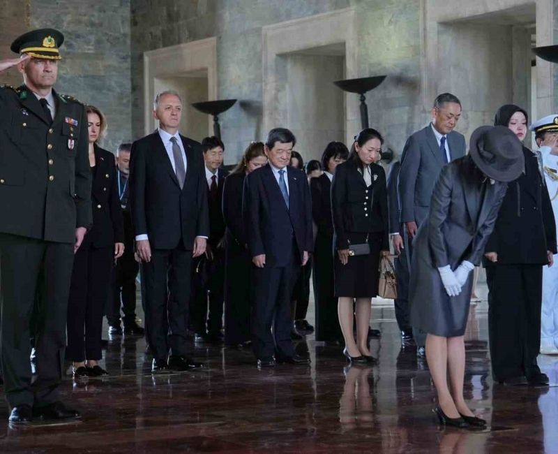 Japonya Altes Prensesi Akiko Mikasa’nın Türkiye ziyaretinde yaptığı ince jest,