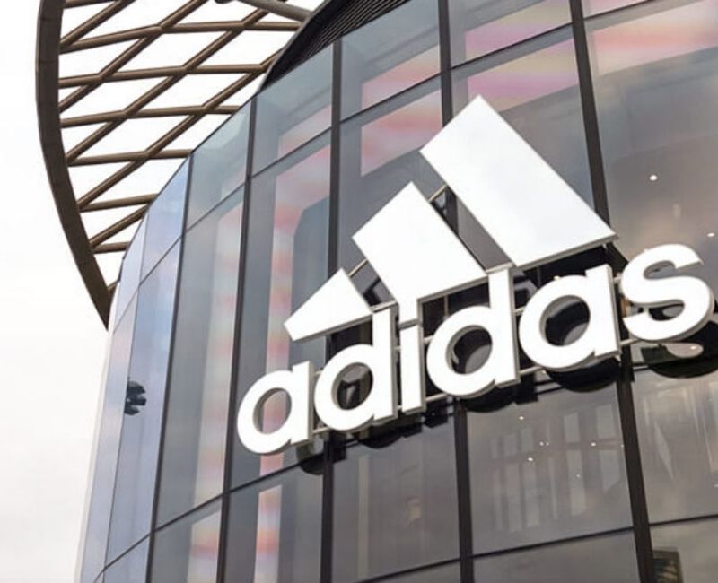Rekabet Kurulu, Adidas’ın yetkili satıcılarının fiyat politikalarına müdahale ettiğini belirleyerek