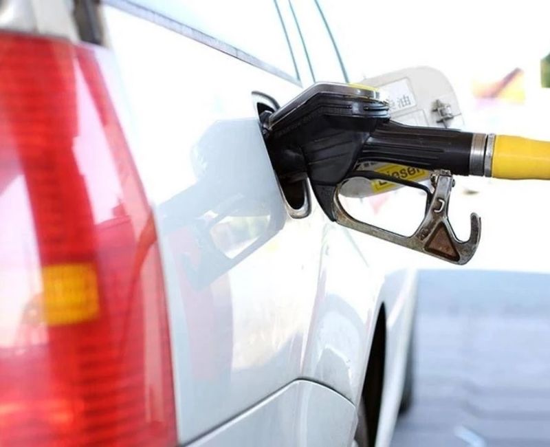 Petrolde ve brent petrolde yaşanan hareketlilik akaryakıt fiyatlarını etkilemeye devam