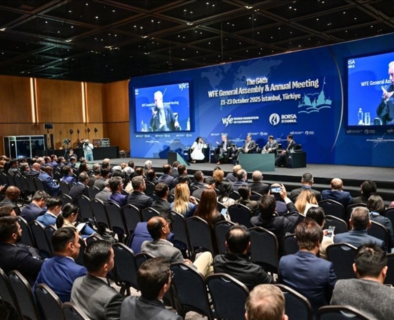 Borsa İstanbul ev sahipliğinde düzenlenen programın açılışında konuşan Borsa İstanbul