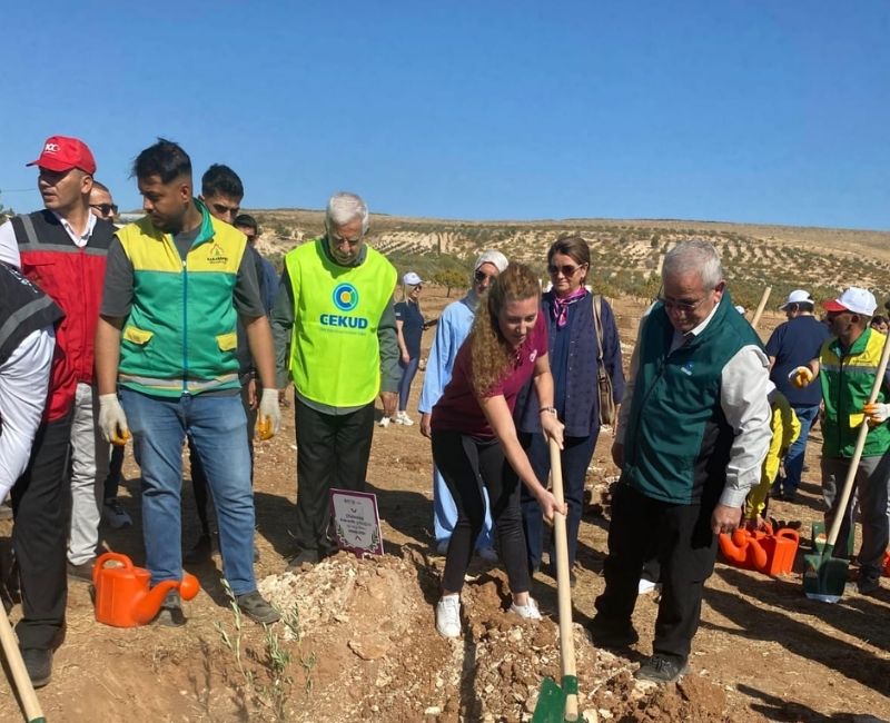 Çiftçiye Hayat Olsun projesine destek 5 bin fidan toprakla buluştu