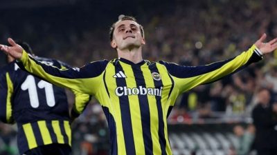 Fenerbahçe, UEFA Avrupa Ligi'nin 3. haftasında konuk ettiği Stuttgart'ı Kerem
