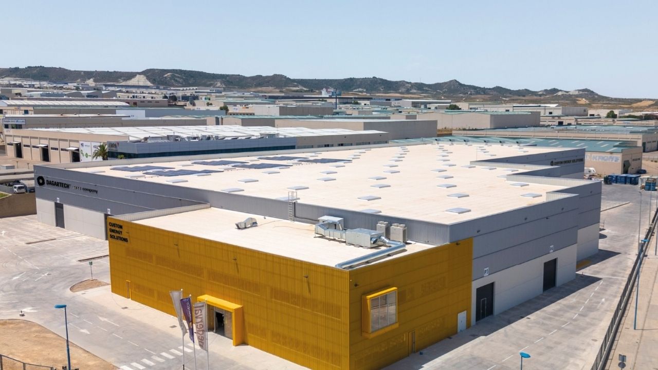 Aksa Jeneratör, İspanya’nın Zaragoza kentinde faaliyete geçen yeni üretim tesisiyle