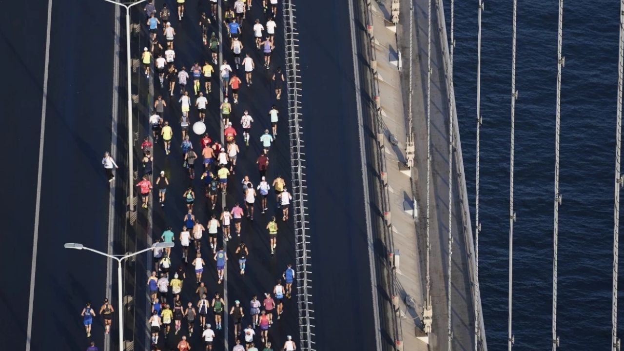 Türkiye İş Bankası 47. İstanbul Maratonu’nda erkeklerde Kenyalı Rhonzas Lokitam