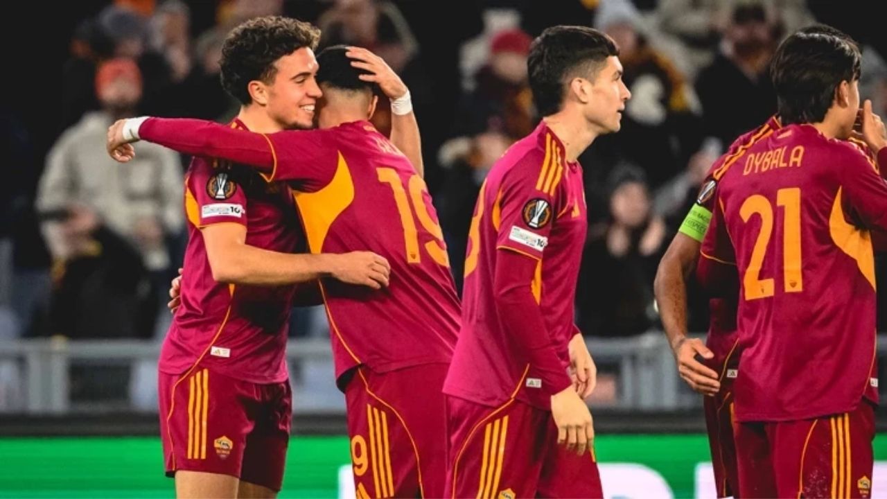 UEFA Avrupa Ligi’nin 5. haftasında Roma, sahasında Midtjylland’ı 2-1 mağlup