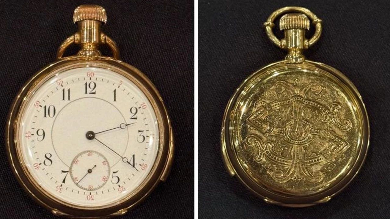 Titanik’in en zengin yolcularından birine ait 18 ayar altın cep