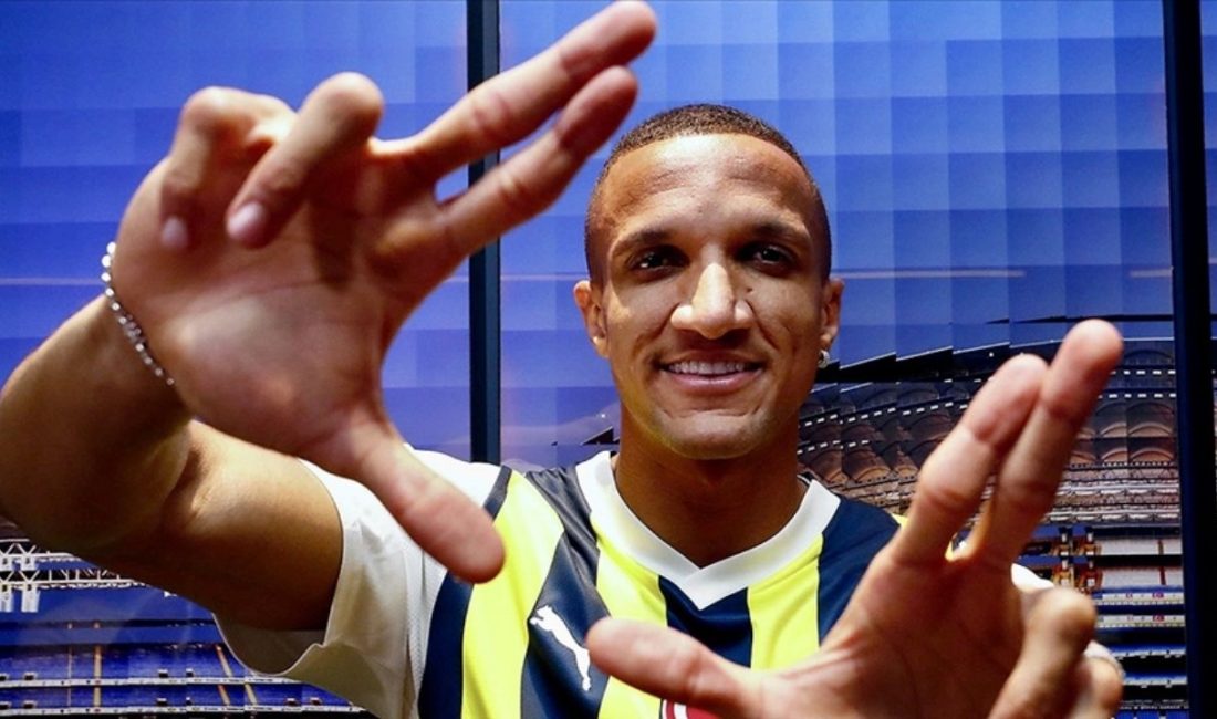 Fenerbahçe, Brezilyalı stoper Rodrigo Becao’nun teknik heyet kararıyla kadro dışı