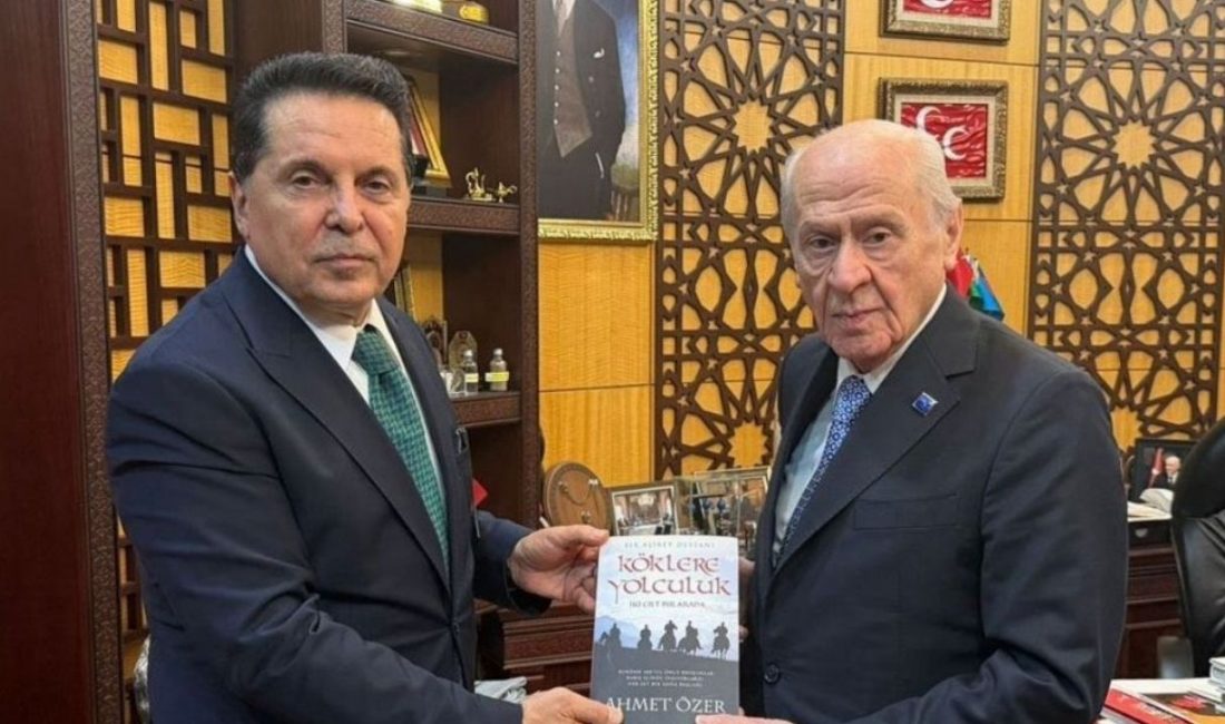 Görevden alınarak yerine kayyum atanan CHP'li Esenyurt Belediye Başkanı Ahmet