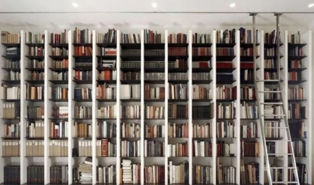 Hepsiburada, 2025 yılına ait kitap satış verilerini paylaşarak ülkenin güncel