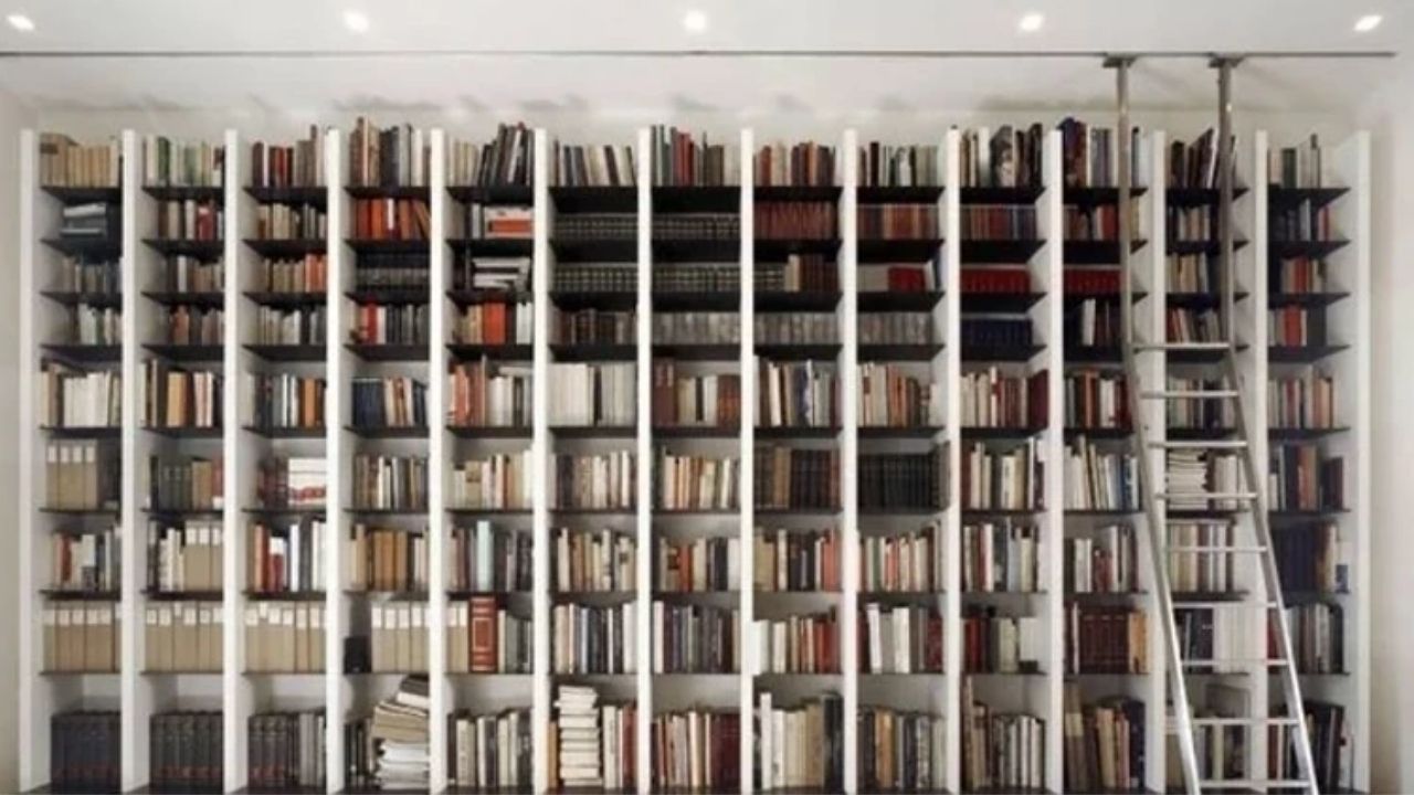 Hepsiburada, 2025 yılına ait kitap satış verilerini paylaşarak ülkenin güncel