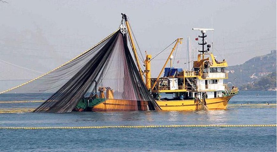 Önce göldeki balıkları, sonra gölün kendisini yok eden bir sistemle nereye kadar gidebiliriz?