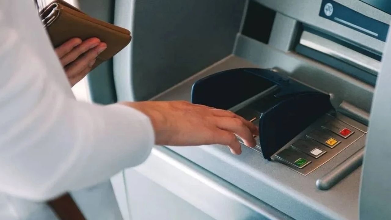 Suç gelirlerinin aklanmasında kullanılan IBAN kiralama yöntemi, mağdurları giderek artırıyor.