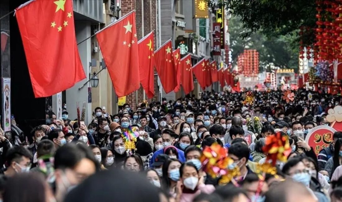 Çin’in nüfusu 2025 yılında da azalmaya devam etti. Ülke nüfusu,