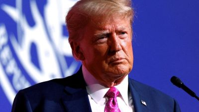 ABD Başkanı Donald Trump, yakalanarak ülke dışına çıkarılan Venezuela Devlet