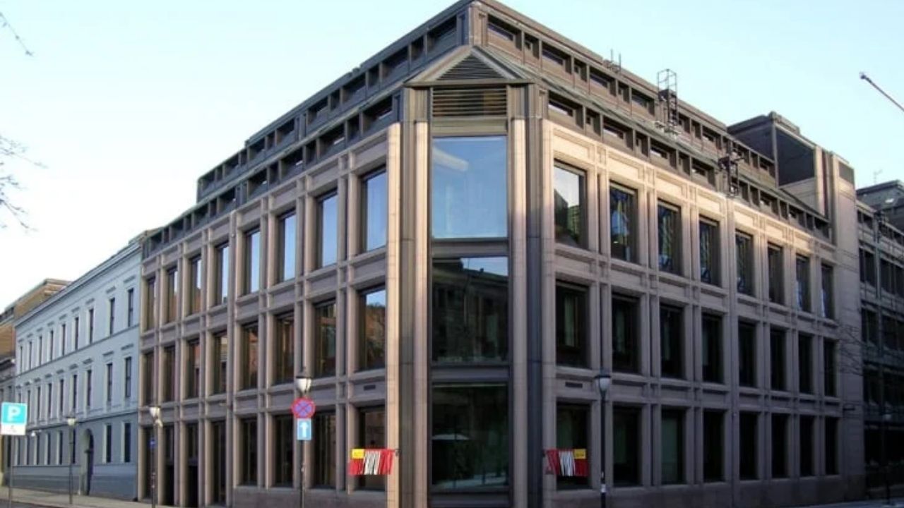 Bloomberg’in, Norveç Varlık Fonu’nun usulsüz işlem iddiası nedeniyle İstanbul Portföy