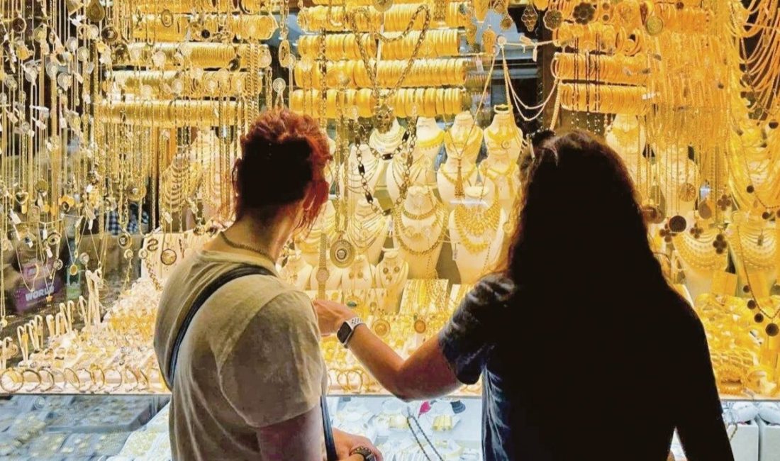 Altın fiyatlarında geçen hafta başlayan düşüş yeni haftada da sürerken,