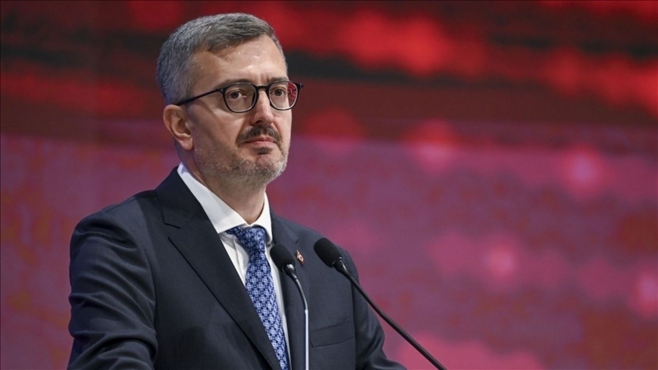 İletişim Başkanı Burhanettin Duran, İran kaynaklı ve Türk hava sahasına