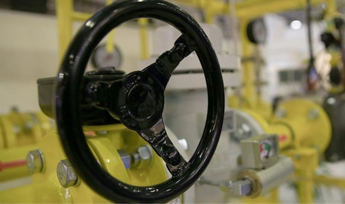 Katar’ın devlet enerji şirketi QatarEnergy, iki farklı sanayi bölgesindeki tesislerine