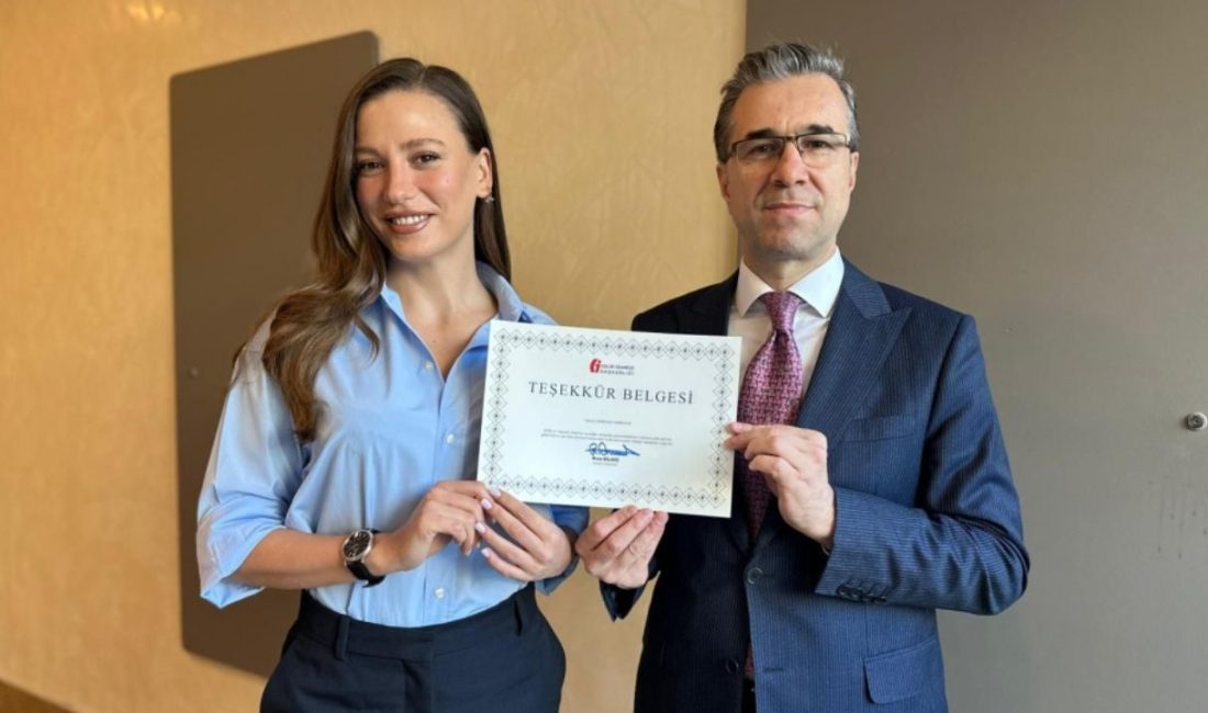 Vergi Haftası kapsamında, ünlü oyuncu Serenay Sarıkaya, gelir vergisi yönünden