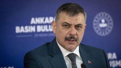 işleri Bakanı Mustafa Çiftçi, TBMM’deki 23 Nisan resepsiyonunda CHP heyetiyle