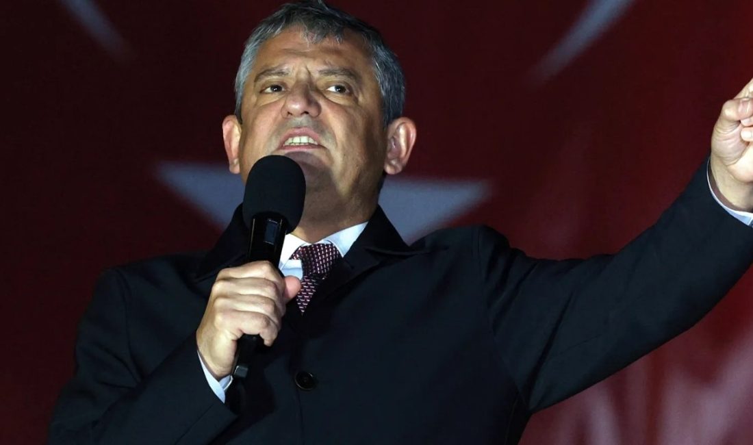 CHP Genel Başkanı Özgür Özel, Ataşehir’de düzenlenen mitingde hükümet politikaları,