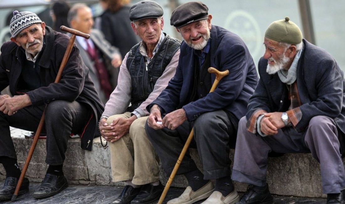 Enflasyon ve artan hayat pahalılığı karşısında emekli aylıklarının alım gücü