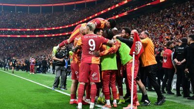 Süper Lig’in 33. haftasında Galatasaray, sahasında Antalyaspor’u 4-2 mağlup ederek