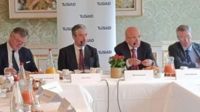 TÜSİAD heyeti Paris’te Fransız iş dünyasıyla bir araya geldi. Hazine