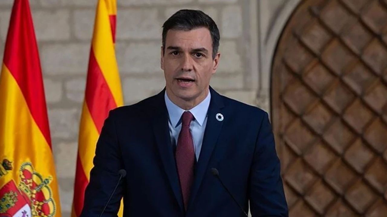 İspanya Başbakanı Pedro Sanchez’i taşıyan uçak Ankara’ya acil iniş yaptı