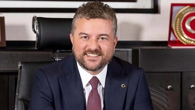 İzmir'in Buca ilçesi Belediye Başkanı Görkem Duman, İçişleri Bakanlığınca görevden